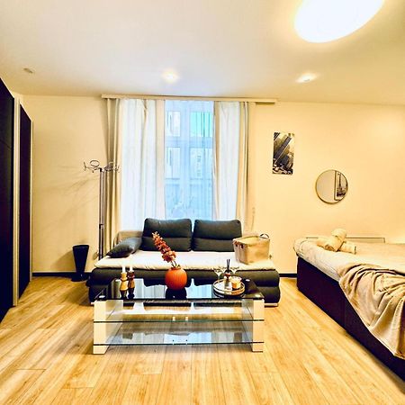 Central King Studio - 10 Mins Walk From Downtown Vienna Exterior photo