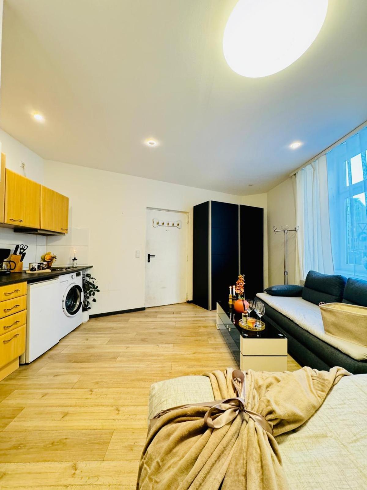 Central King Studio - 10 Mins Walk From Downtown Vienna Exterior photo